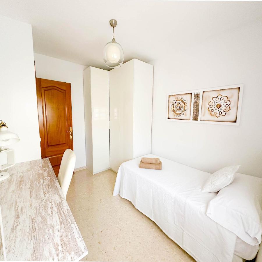 Apartament Catalina - Close To The Beach Estepona Kültér fotó