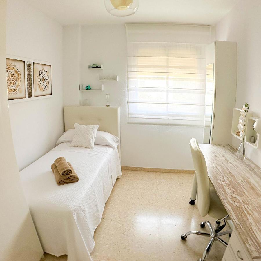 Apartament Catalina - Close To The Beach Estepona Kültér fotó